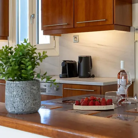 Maria Syros Apartment *